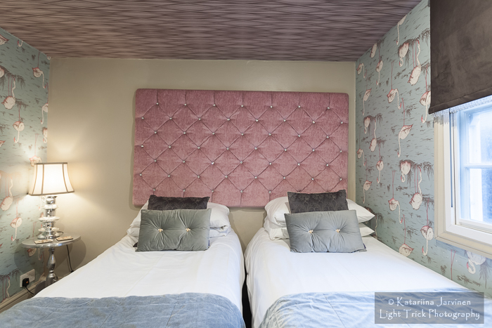 Looking Glass Cottage twin bedroom